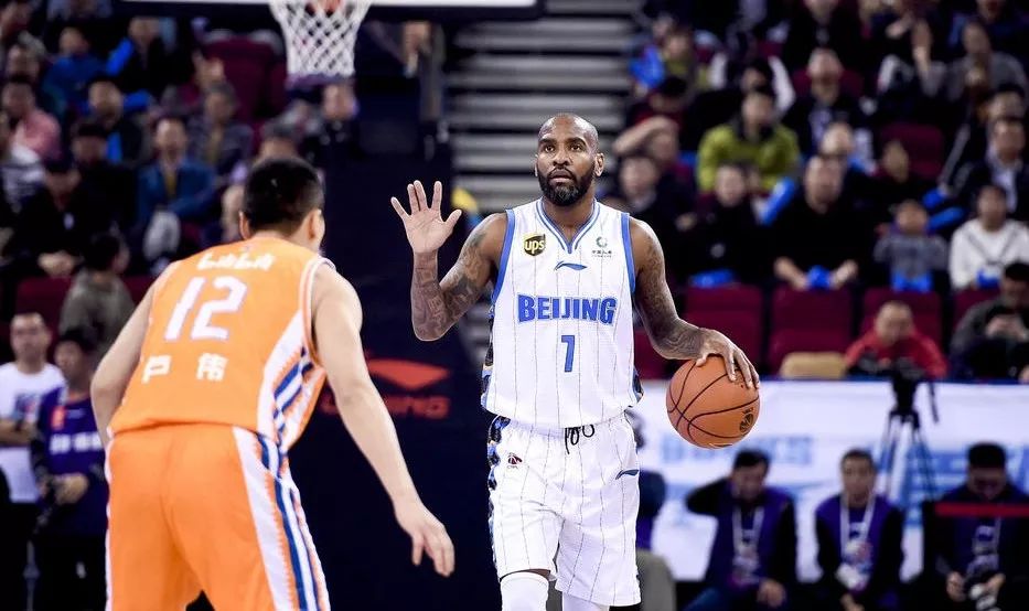  森林狼唐斯两双难救主惜败快船遭遇三连败