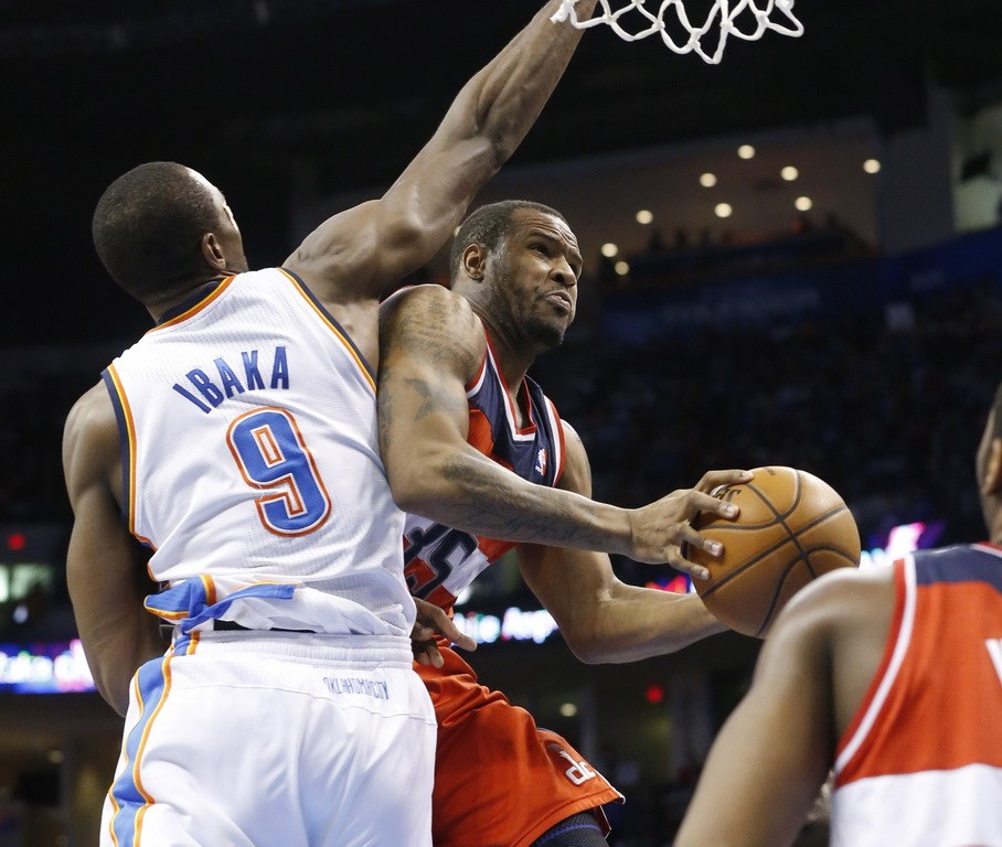  阿德巴约制霸内线热火轻取奇才收获三连胜