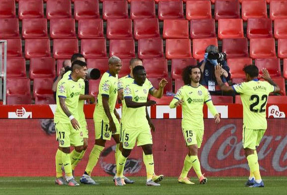  菲尔特防守反击打得漂亮，抓住机会反客为主取胜