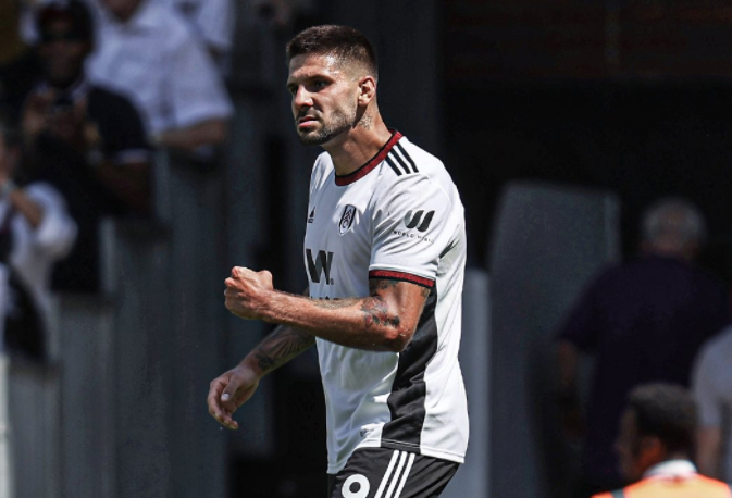  罗马边路快马突袭，速度优势撕裂对方防线