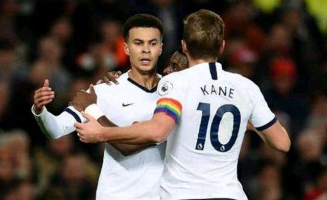  托特纳姆热刺进攻多点开花大胜副班长谢菲联